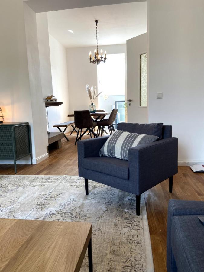 Wunderschoene Sanierte Wohnung Vor Den Toren Koelns Bagian luar foto