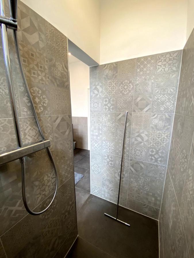 Wunderschoene Sanierte Wohnung Vor Den Toren Koelns Bagian luar foto