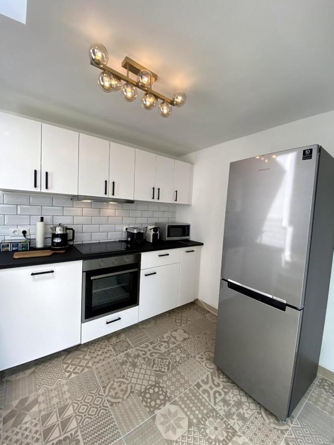 Wunderschoene Sanierte Wohnung Vor Den Toren Koelns Bagian luar foto
